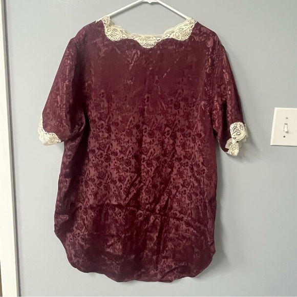 vintage adonna silky nightgown burgundy floral pattern lace trim short sleeve - Picture 6 of 8